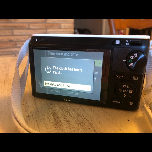 Nikon 1 - Picture 5 of 7